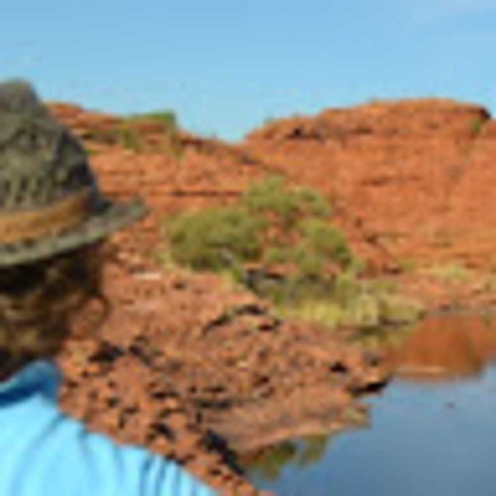 Meet your Posher, Lex